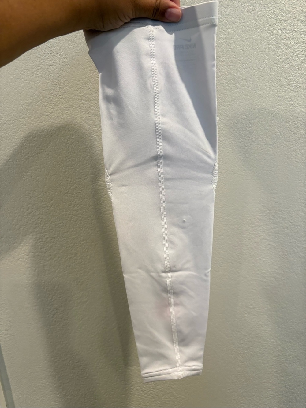 Nike Clemson Tigers Padded Basketball Compression Sleeve Men’s Size L/XL Team - Picture 3 of 9